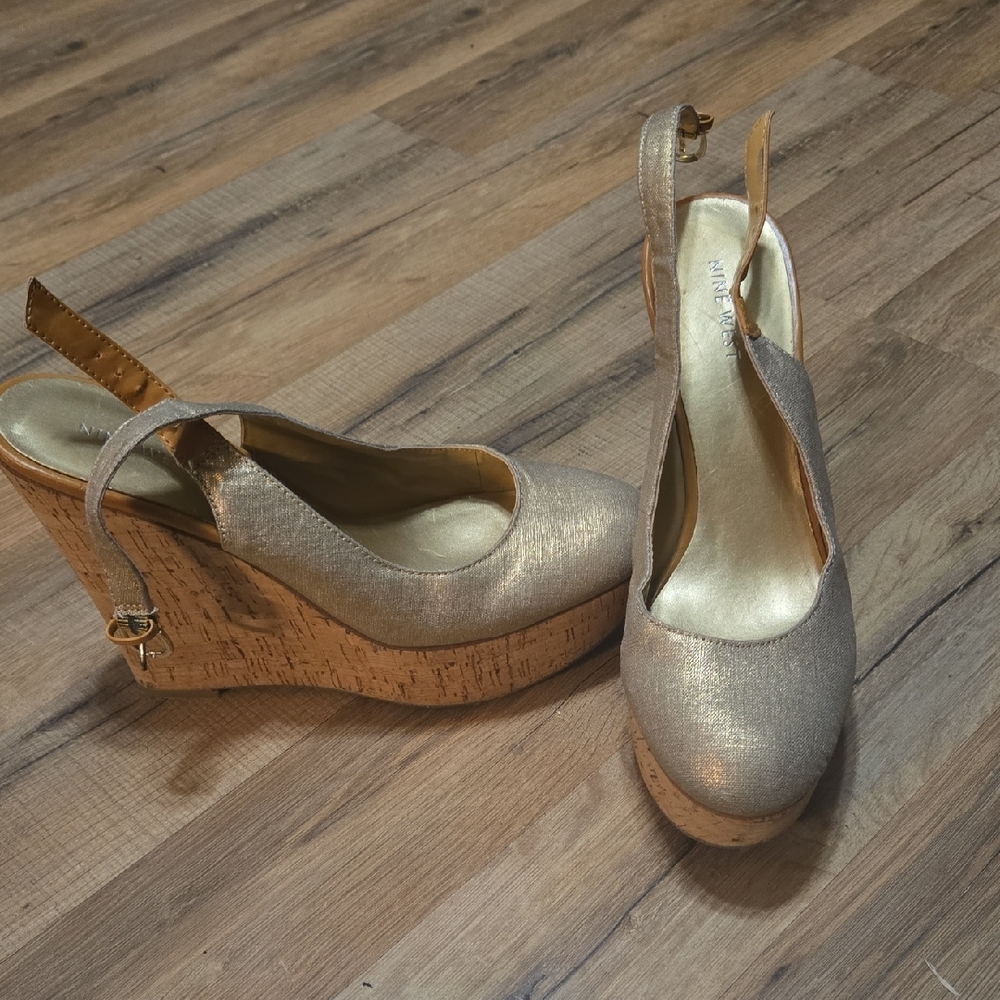 Stylish Gold Wedge Heels